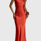 Lucra Vestido Maxi con Tirantes Diagonales y Espalda Descubierta